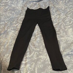Black High-Waisted Motherhood Leggings Bounce Back Collection
